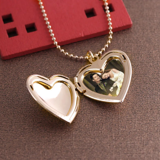 Heart-Shaped Photo Locket Pendant - Romantic Couple Jewelry